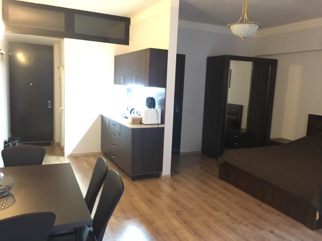 Apartamento Solo Lucky Tiflis Exterior foto